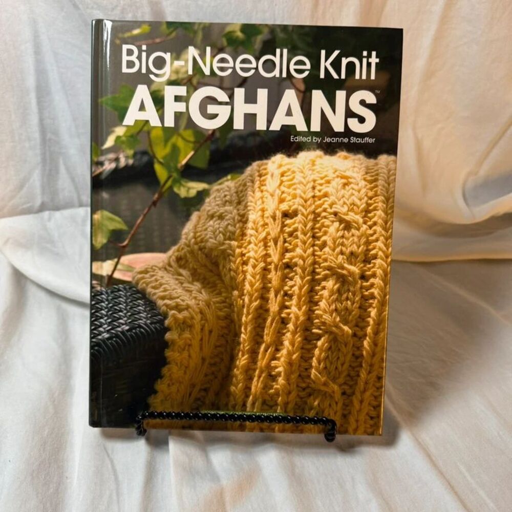 Vintage 2004 Big-Needle Knit Afghans Hardcover Pattern Book